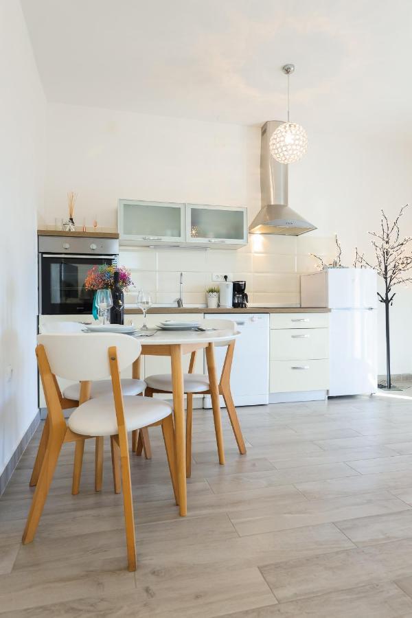 Pavle'S Apartment Zadar Exterior photo